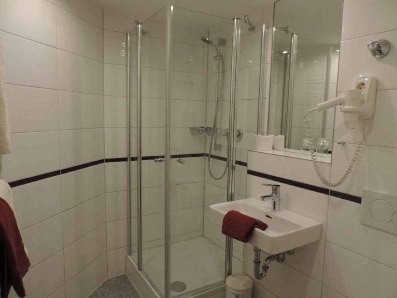 Hotelgasthof Zur Sonne Bad Gögging Екстериор снимка