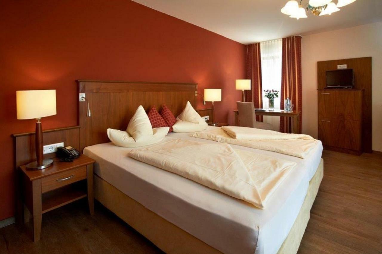 Hotelgasthof Zur Sonne Bad Gögging Екстериор снимка